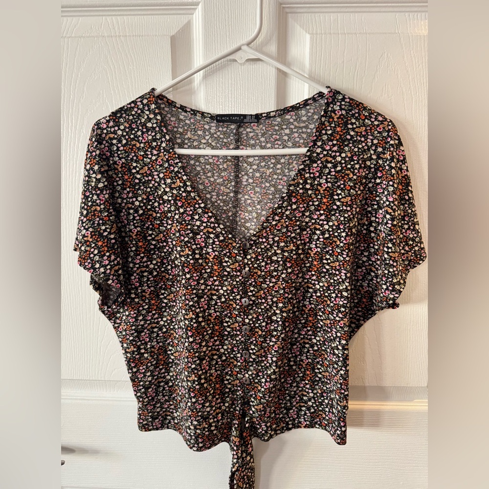 Floral crop top blouse